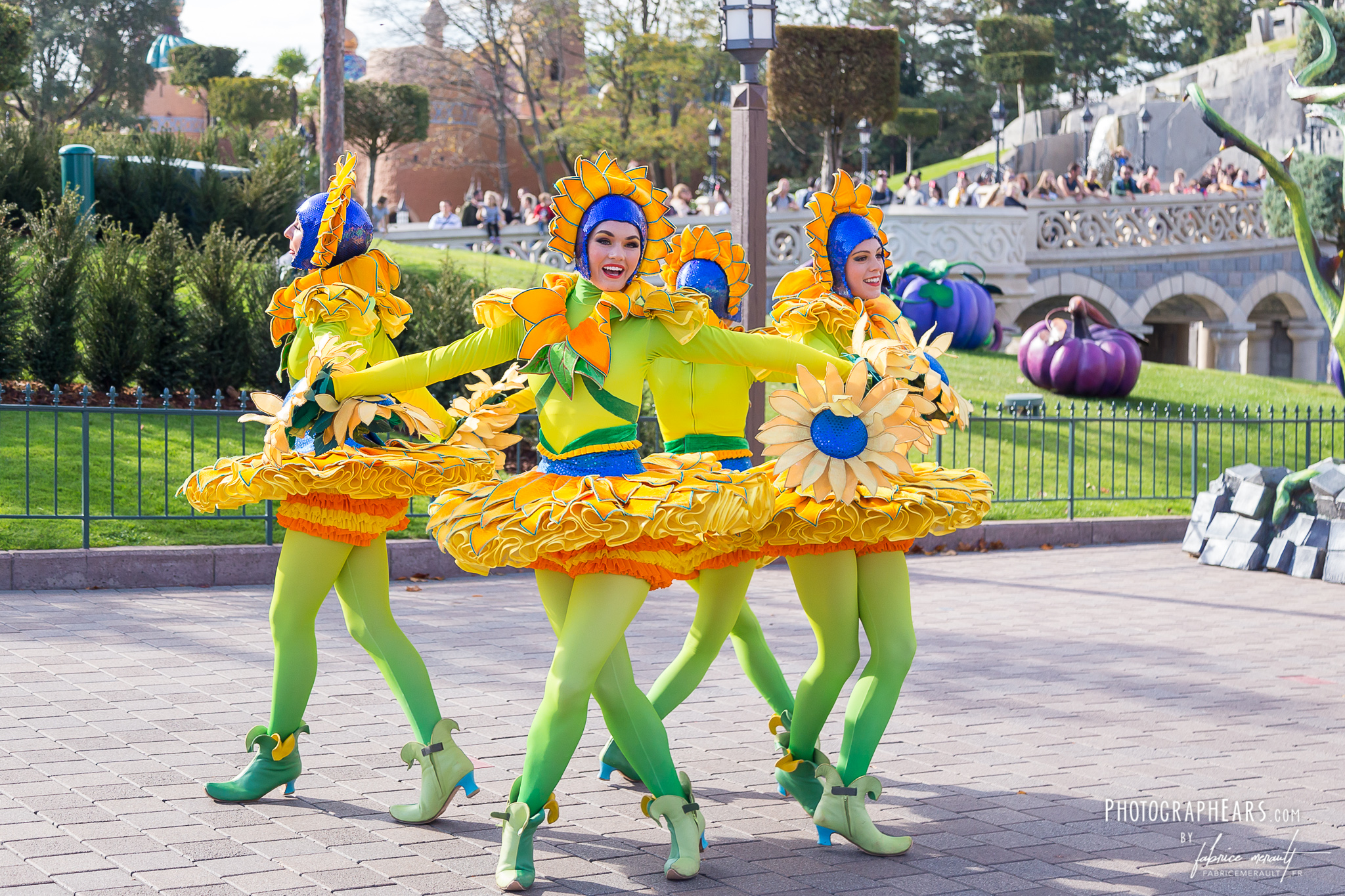 Disneyland Paris Halloween Festival 2018 - Cavalcade