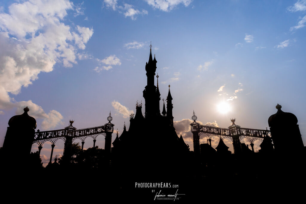 Le Château de la Belle au Bois Dormant — Avant rénovation et réouverture de Disneyland Paris