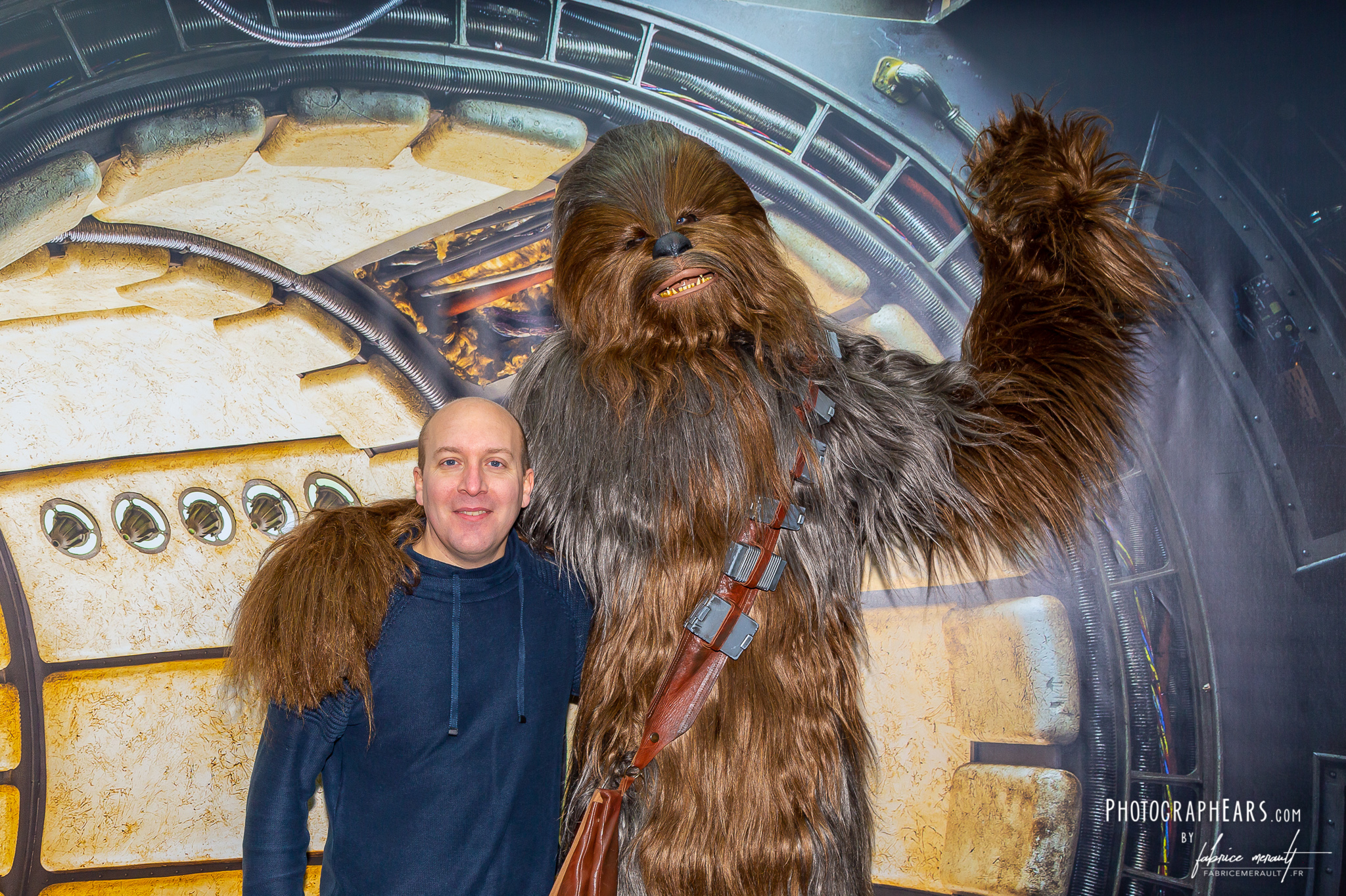 Fabrice, photographe PhotoPass à Disneyland Paris — Photo avec Chewbacca